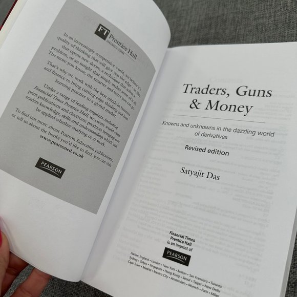 Satyajit Das "Traders Guns & Money" Book Revised Edition Very Good Pre-Owned Con - Picture 6 of 14